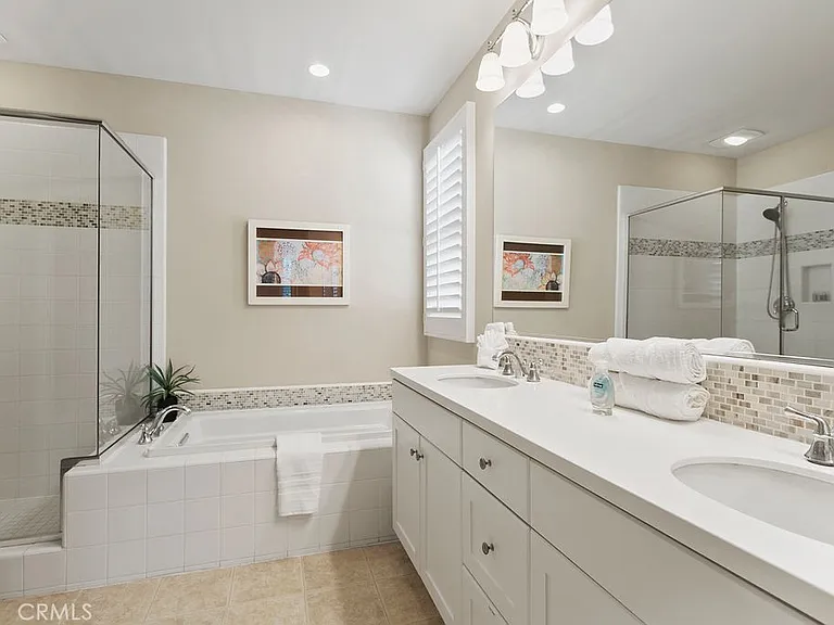 101 Thornhurst — Photo 16