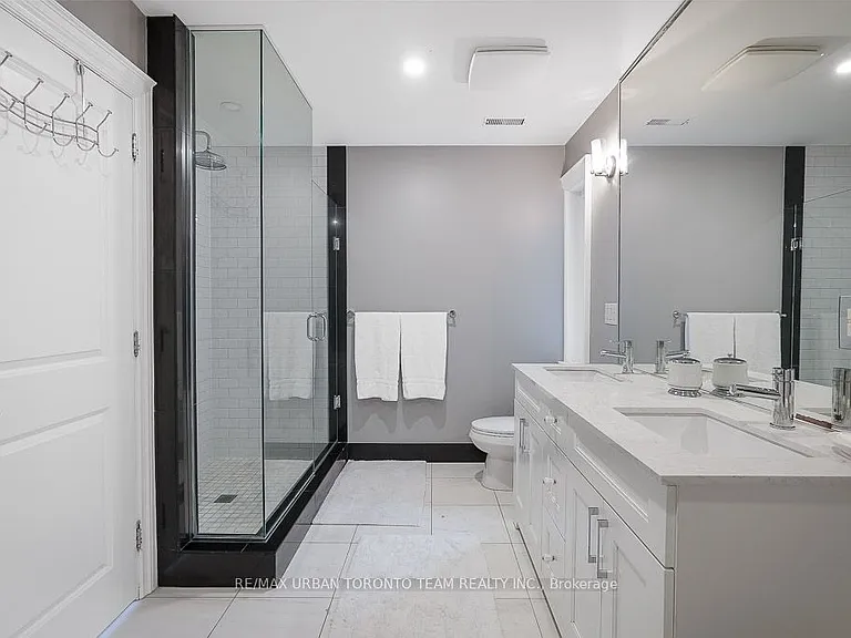 21A Grove Ave — Photo 17