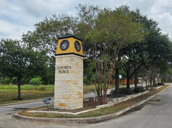 9022 Little Hoss, Converse, TX 78109