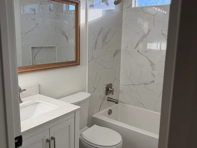 3304 E Sir Patrick Ct — Photo 32