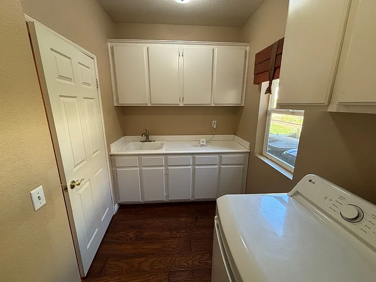 1163 Via Vista Dr — Photo 39