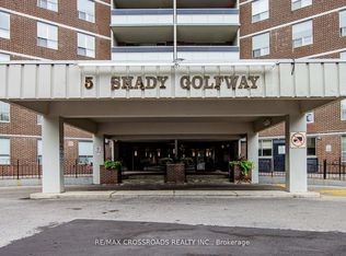 5 Shady Golfway #205, Toronto, ON M3C3A5