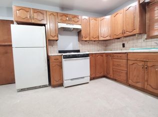 26 Bidwell Ave #2Q, Jersey City, NJ 07305