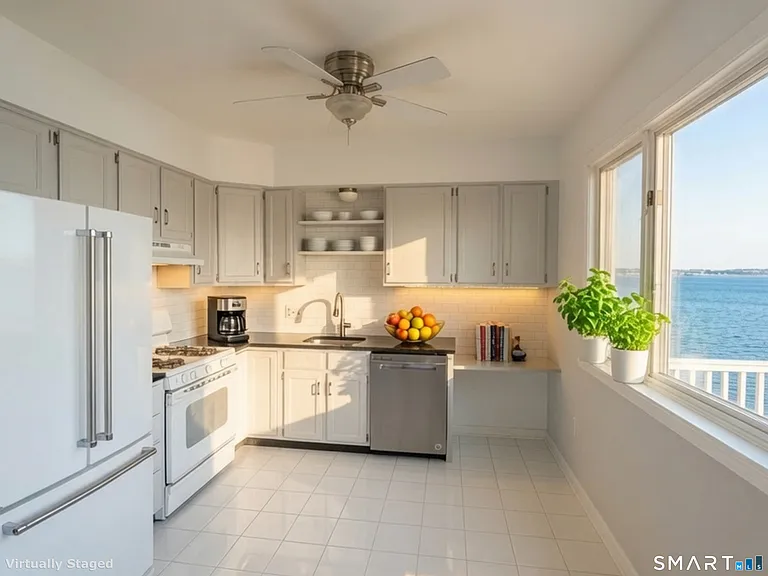 27 Bayview Pl #6 — Photo 2