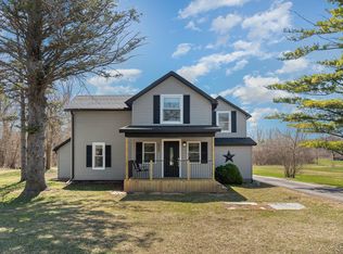 12285 W Freeland Rd, Freeland, MI 48623