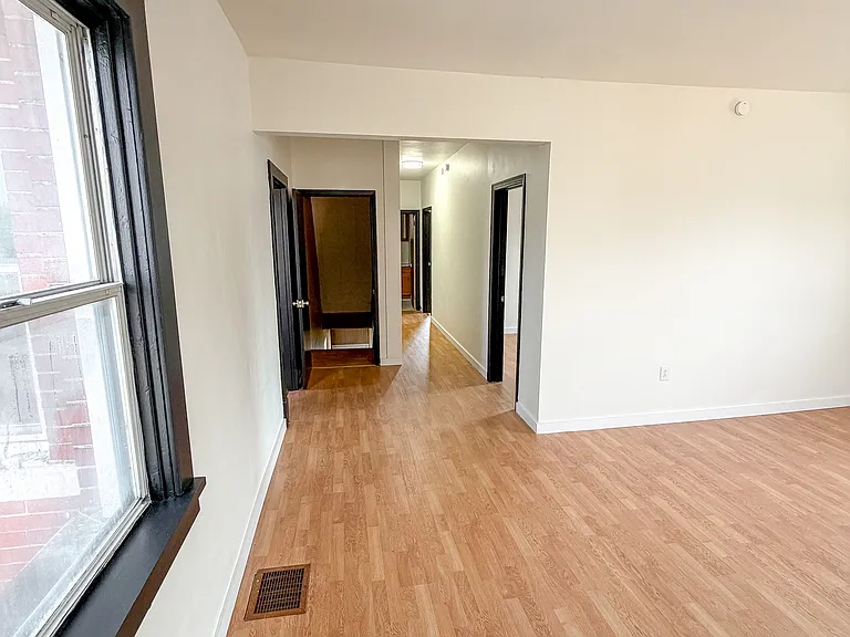 309 N Diamond St #2 — Photo 5