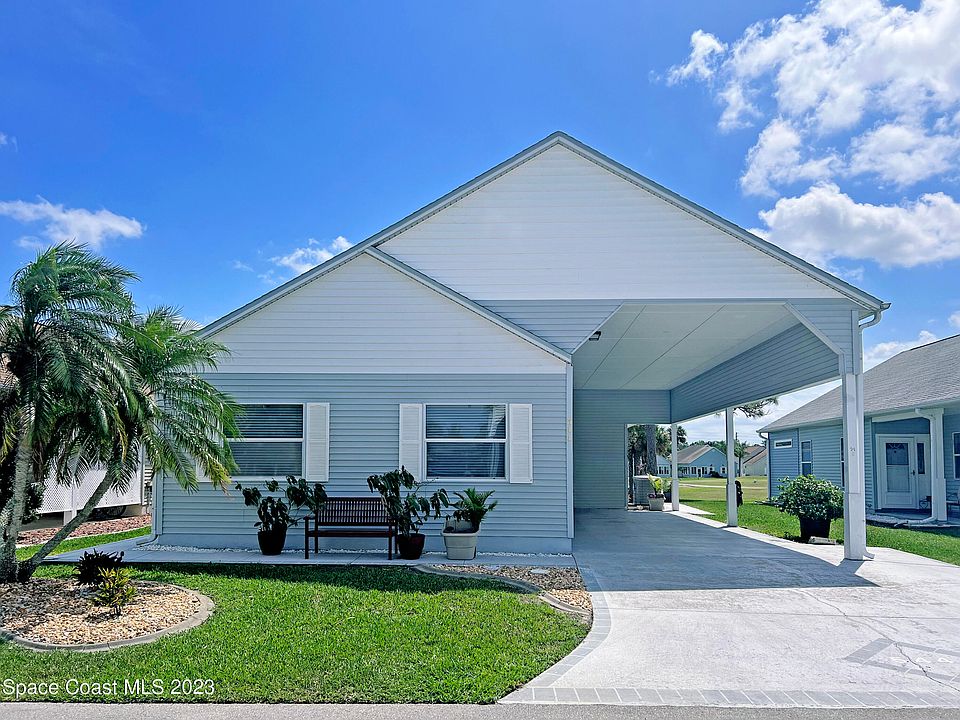 1st image of 544 Twin Lakes Dr #544