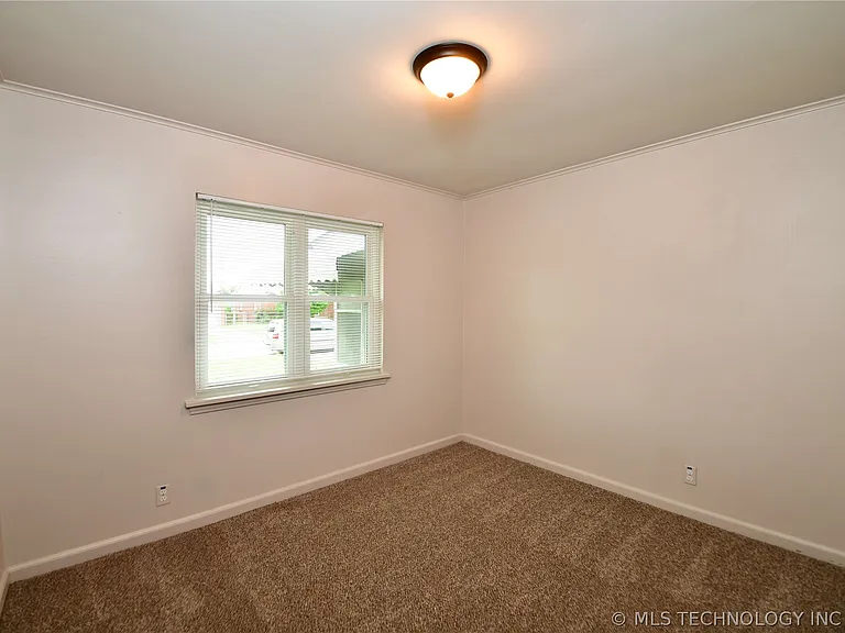 3707 E 29th St — Photo 13