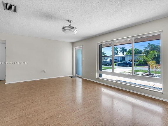 5th image of 8661 NW 24th Pl