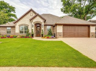 1015 Anna Cir, Granbury, TX 76048