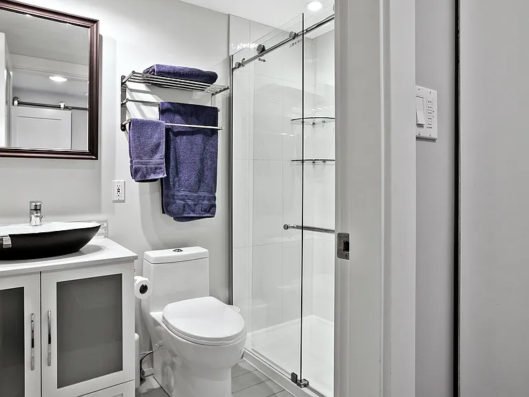 3546 Point Grey Rd #B — Photo 12
