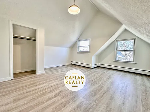 208 Howard Ave #C Photo 1
