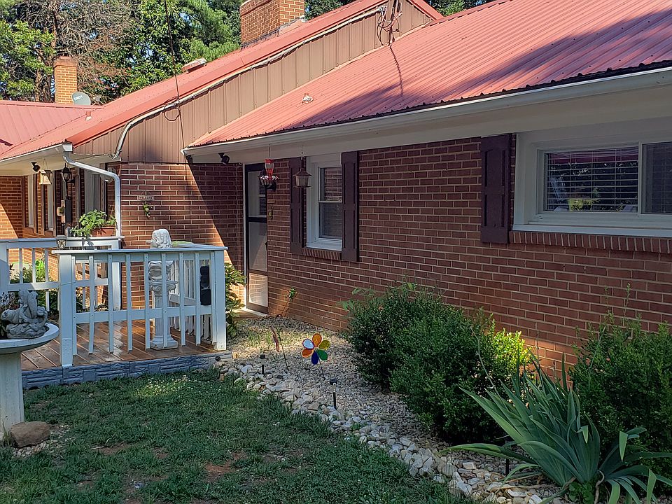 1st image of 30 Hale Ave