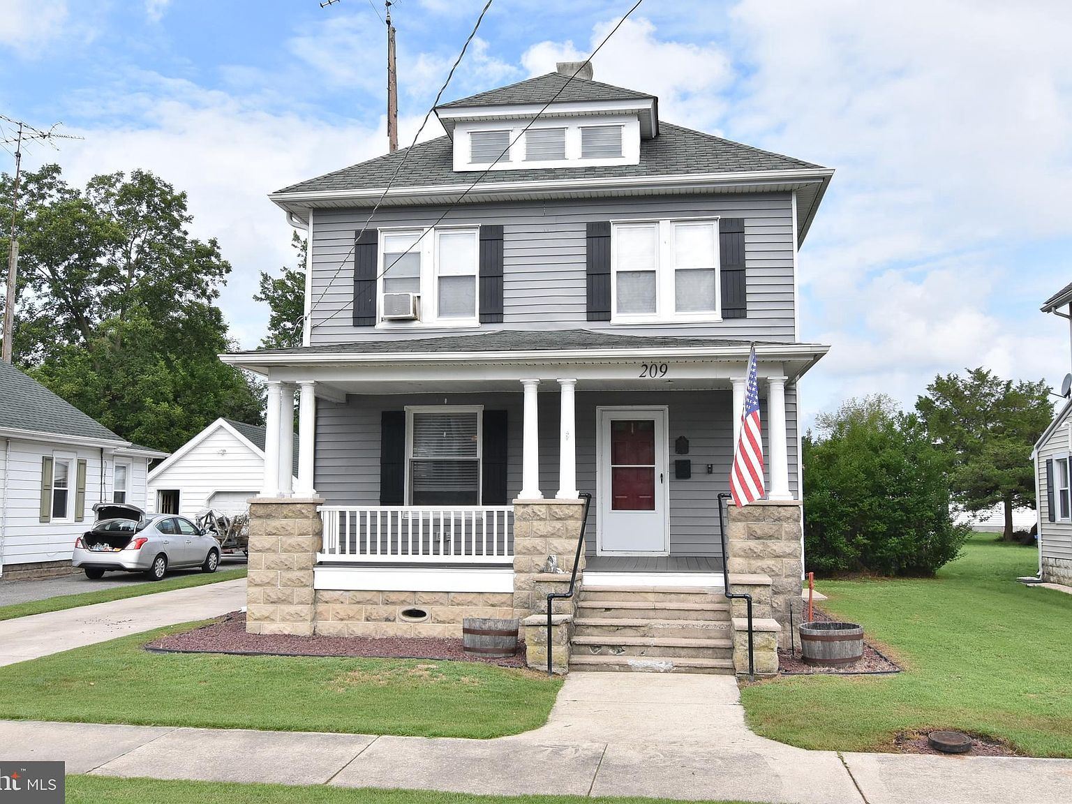209 Delaware Ave, Harrington, DE 19952 Zillow