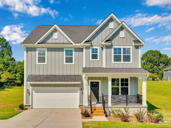 1811 Country Club Rd #4, Lincolnton, NC 28092