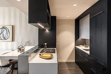 Rented by R New York