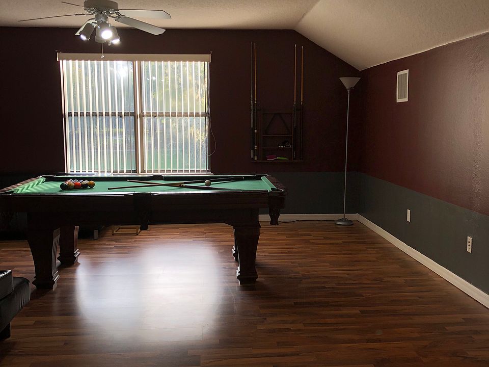 Upstairs Room 