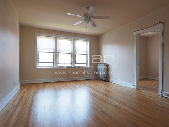 2nd image of 2348 W Touhy Ave APT 3H