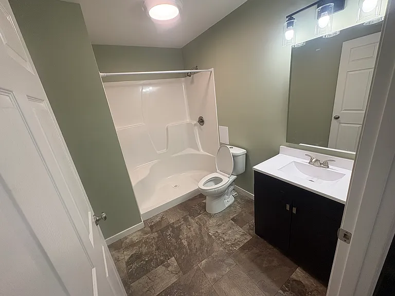 60 NW 9th St #5 — Photo 3