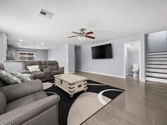 4th image of 16454 Peyton Stone Cir