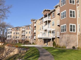 601 Levander Way APT 311, South Saint Paul, MN 55075