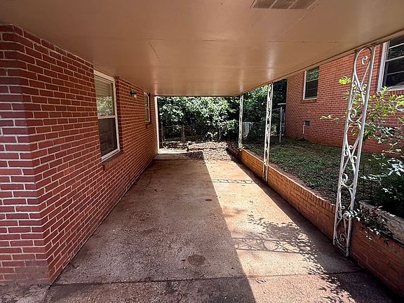 4th image of 454 Forest Hills Dr
