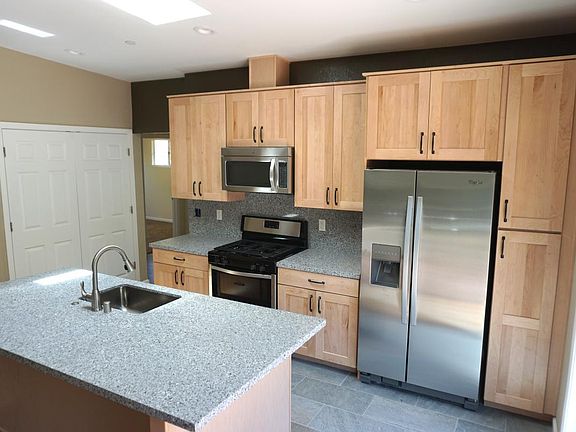 Brand New Island Kitchen