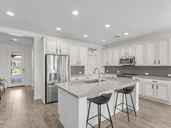 3201 BUCKAROO Court, Wickenburg, AZ 85390