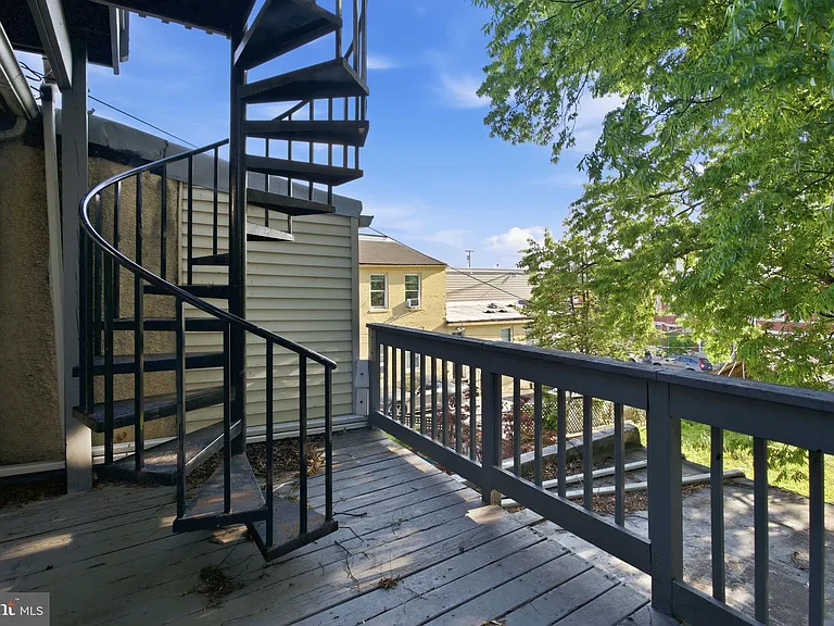 1412 Light St #2 — Photo 19