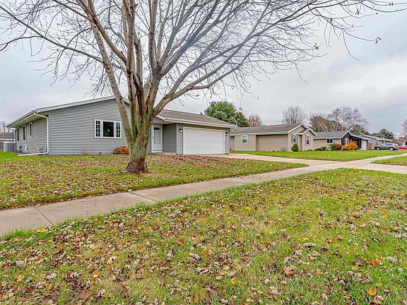 2nd image of 3335 Palmer Dr