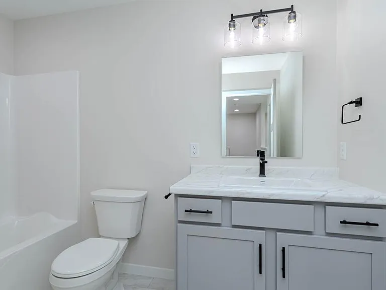 3504 Green Pastures Ln — Photo 29