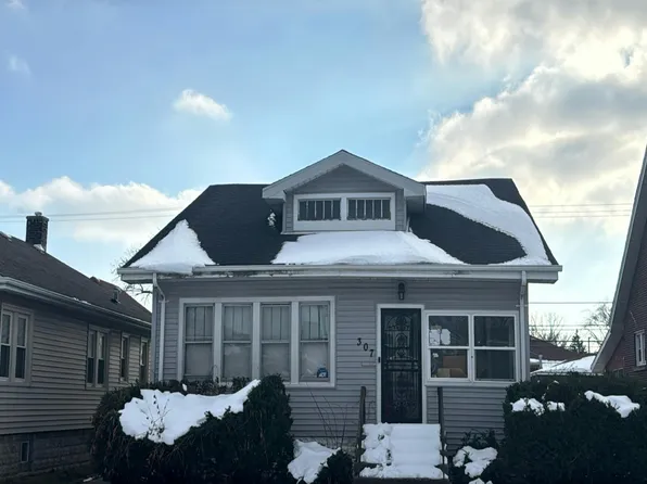 307 157th St, Calumet City, IL 60409