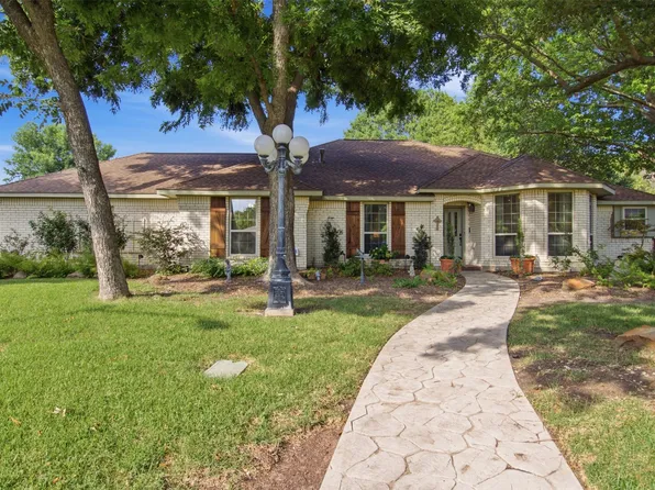 5308 Dixie Cir, Sachse, TX 75048