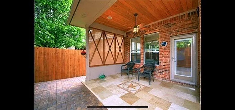 733 Edwards Walk Dr — Photo 14