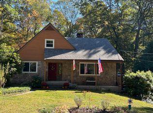 1216 Arbutus St, Durham, CT 06422