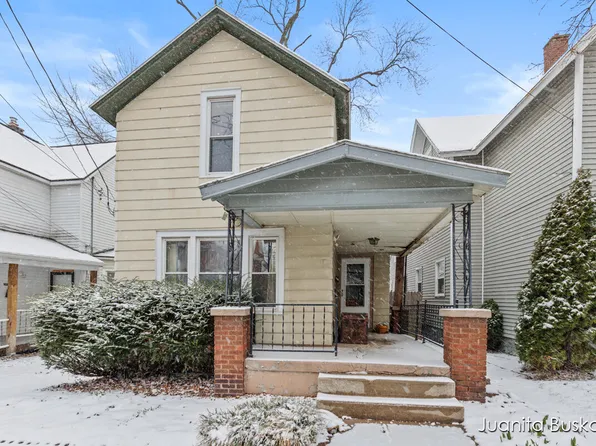 311 Straight Ave NW, Grand Rapids, MI 49504