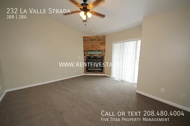 232 La Valle Strada — Photo 4