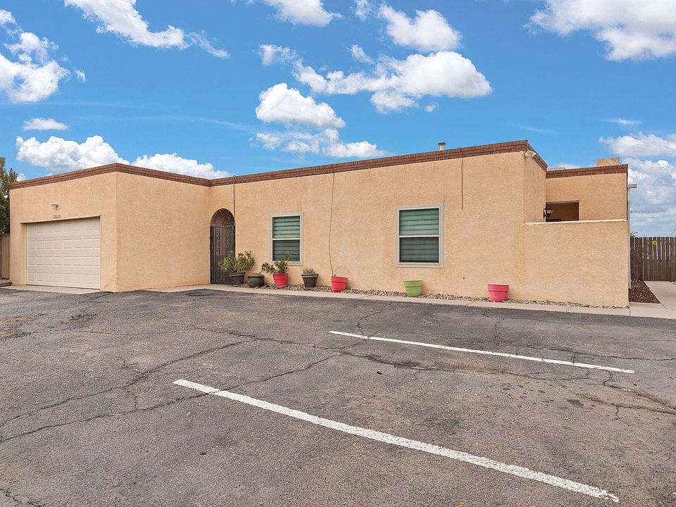 1st image of 2925 Palo Verde Dr NE