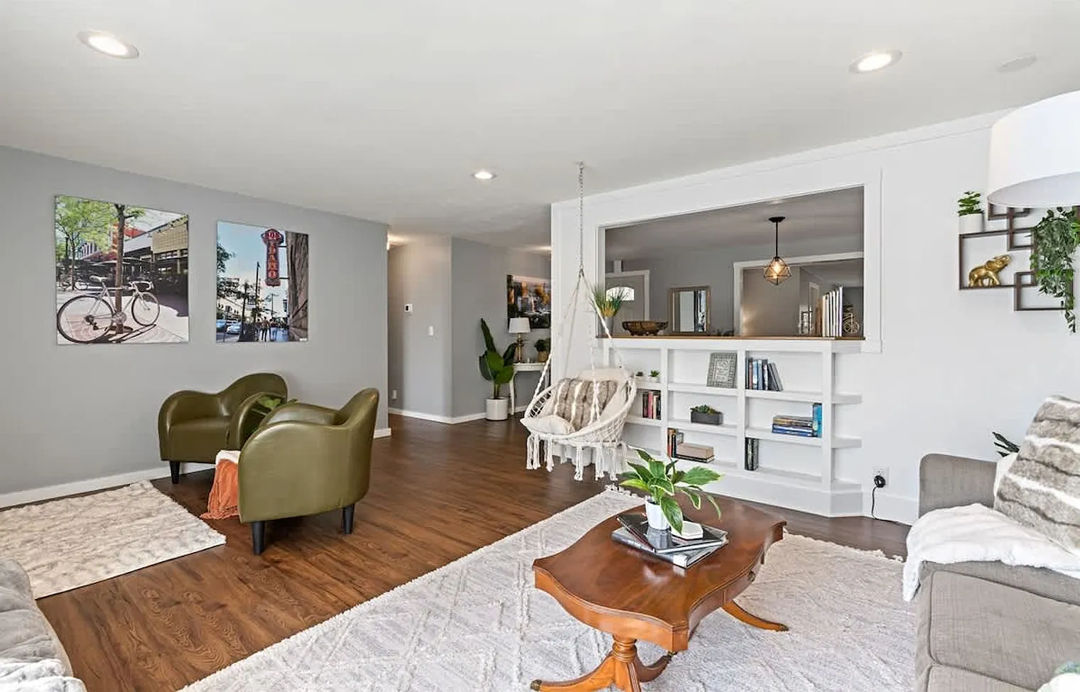 4 bed, 2.0 bath, $7,272 — Photo 4