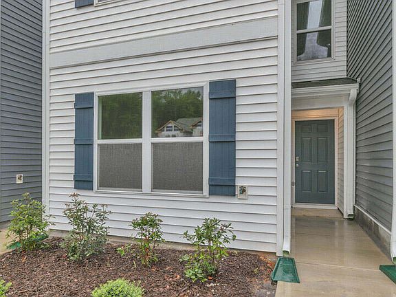 4th image of 200 Holmes Corner Dr