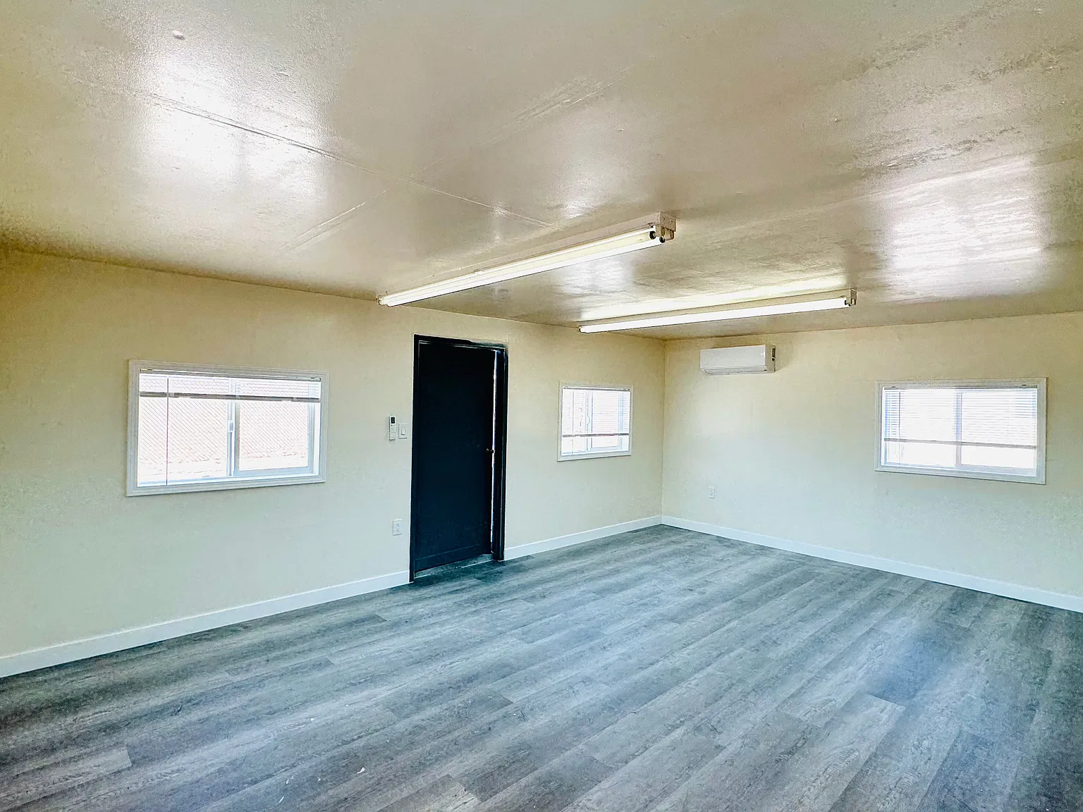 2 bed, 1000 sqft, $2,600 — Photo 3