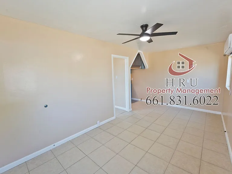 2731 Security Ave — Photo 2