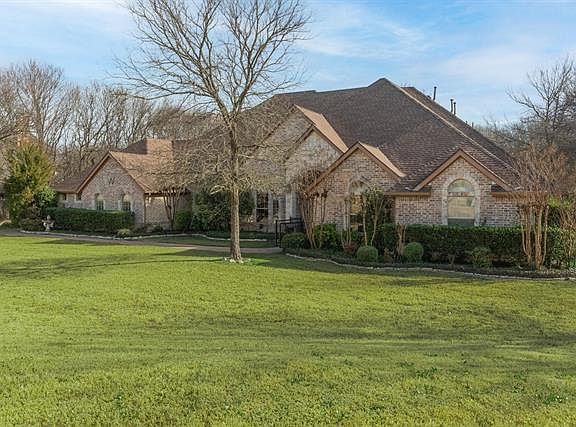 2nd image of 4801 Argyle Ln