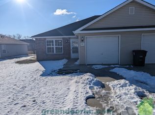 1007 Fall Meadow Ln, Belton, MO 64012