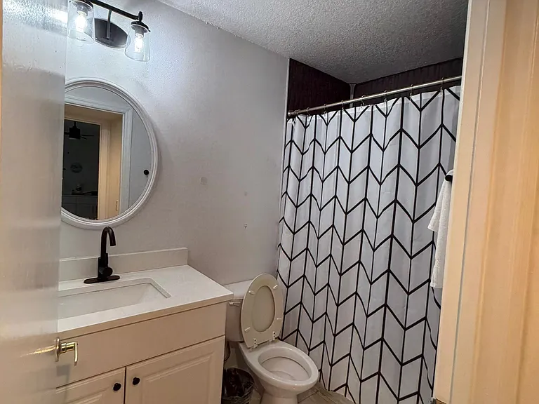 962 Orchid Dr #B — Photo 4