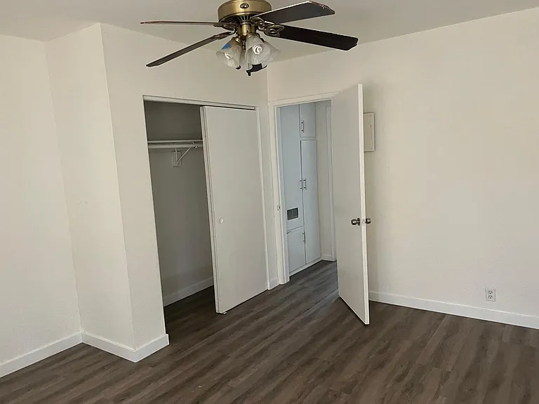 224 E Avenue 42 #1/2 — Photo 10