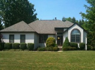 5297 College Heights Blvd, Sheffield Village, OH 44054