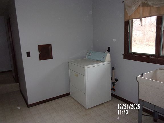 5th image of 310 McKinley Ave