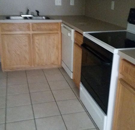 2nd image of 4416 Acorn Creek Trl