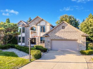 14973 River View Ct, Sterling Heights, MI 48313